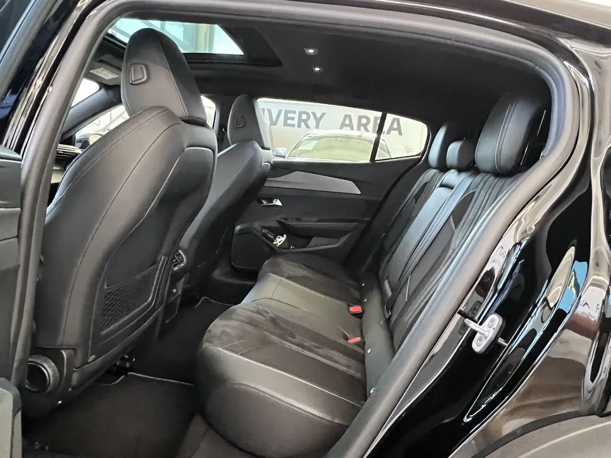 Peugeot 408 usata a Bari (19)