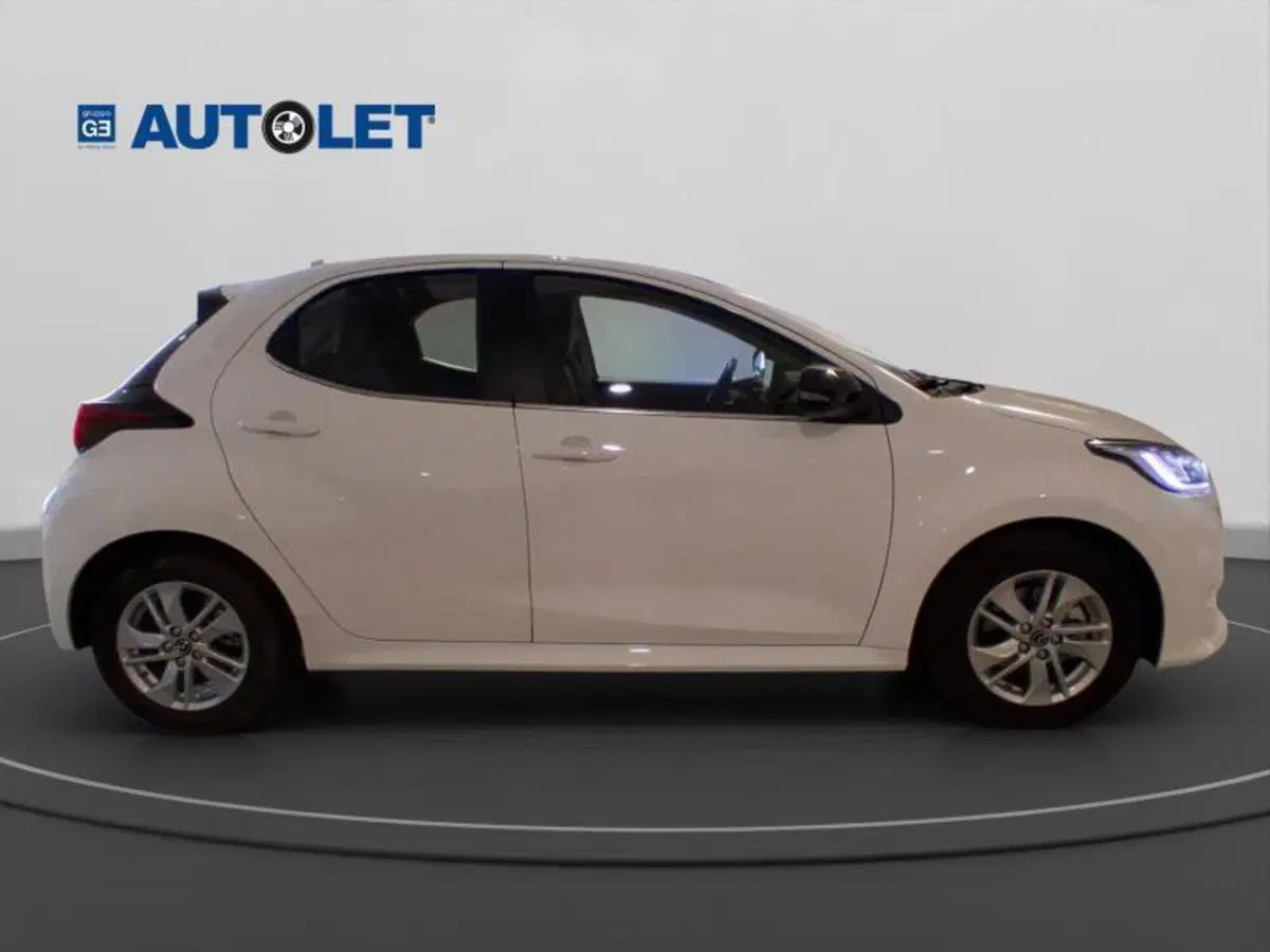 Mazda Mazda2 Hybrid usata a Genova (4)