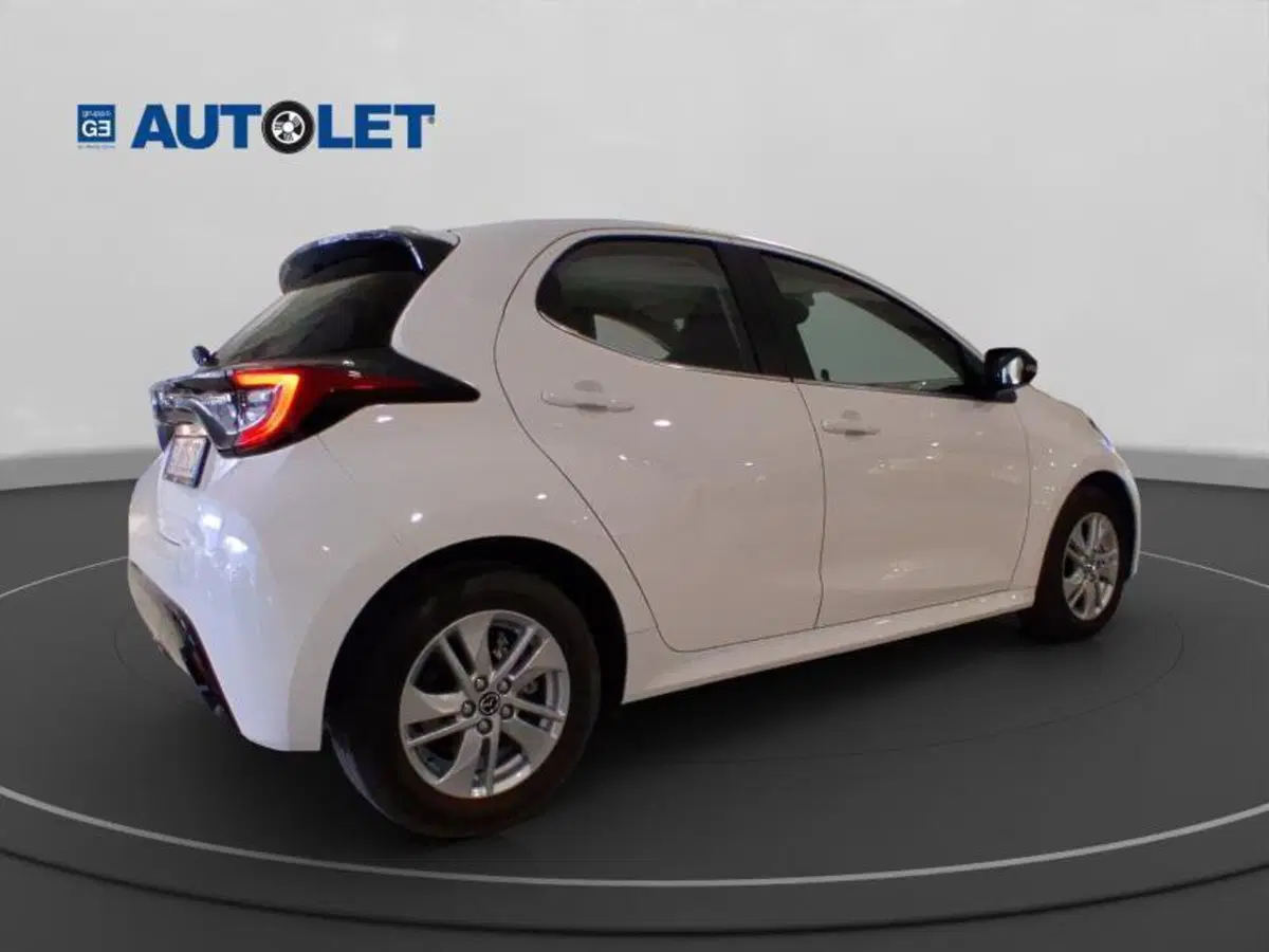 Mazda Mazda2 Hybrid usata a Genova (7)