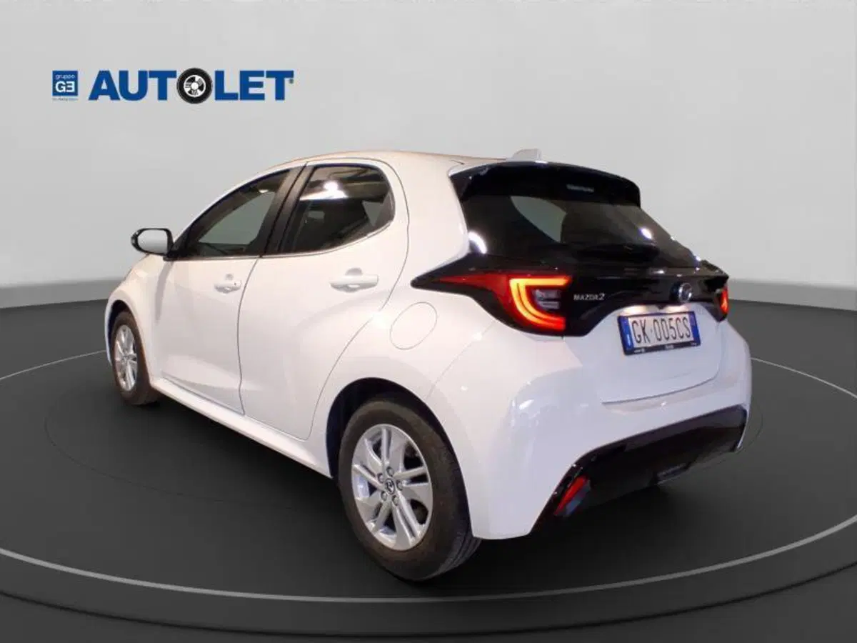 Mazda Mazda2 Hybrid usata a Genova (8)