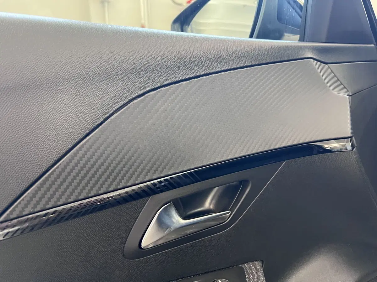Peugeot 208 nuova a Bari (11)