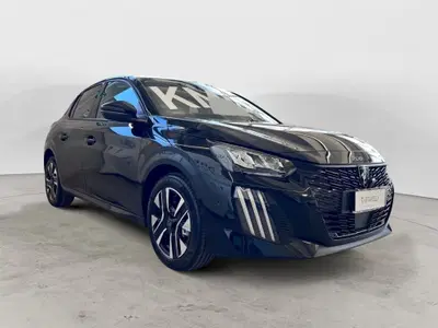 Peugeot 208 Turbo 110 S&S 5 porte Allure nuova a Monopoli