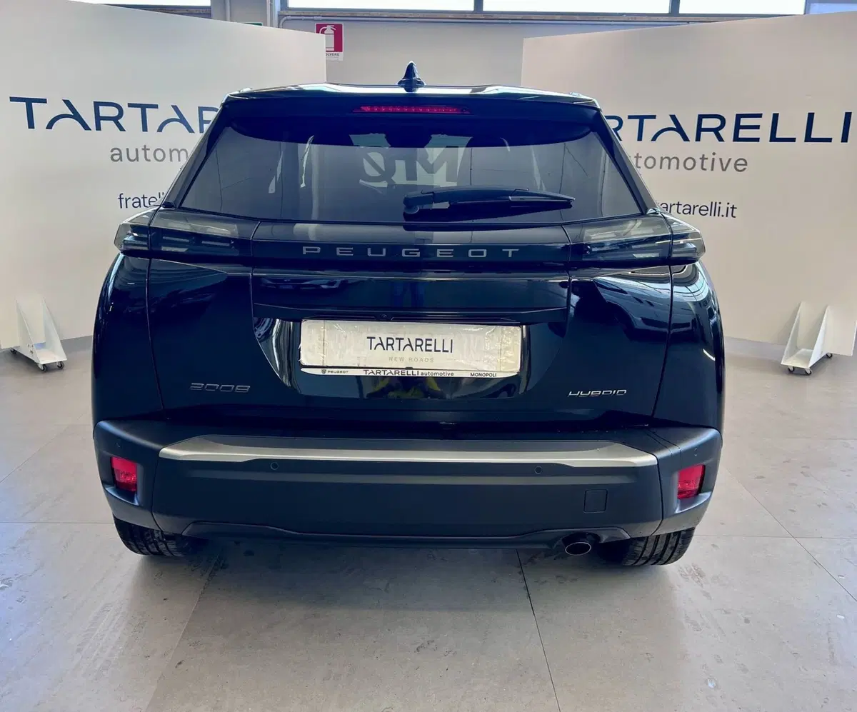 Peugeot 2008 nuova a Bari (6)