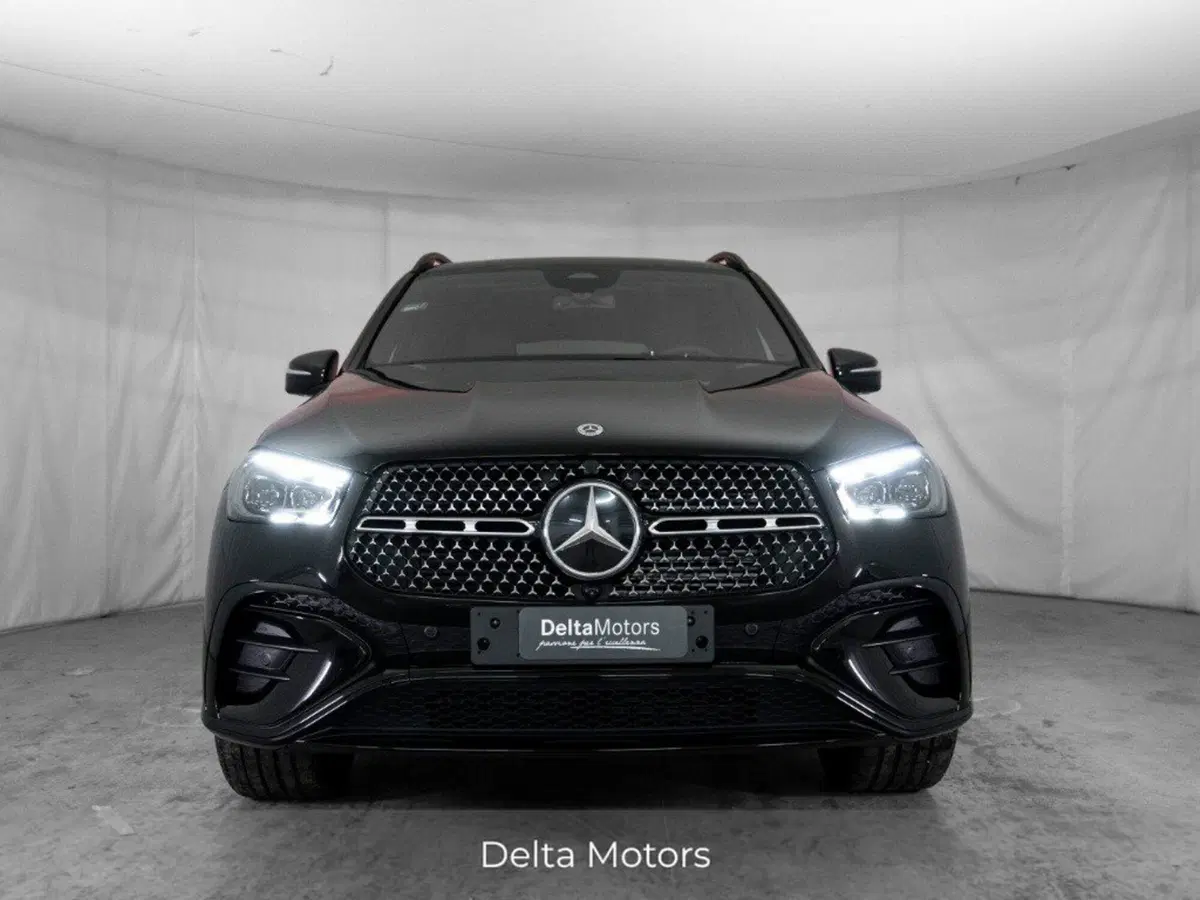 Mercedes-Benz GLE Coupé nuova a Macerata (5)