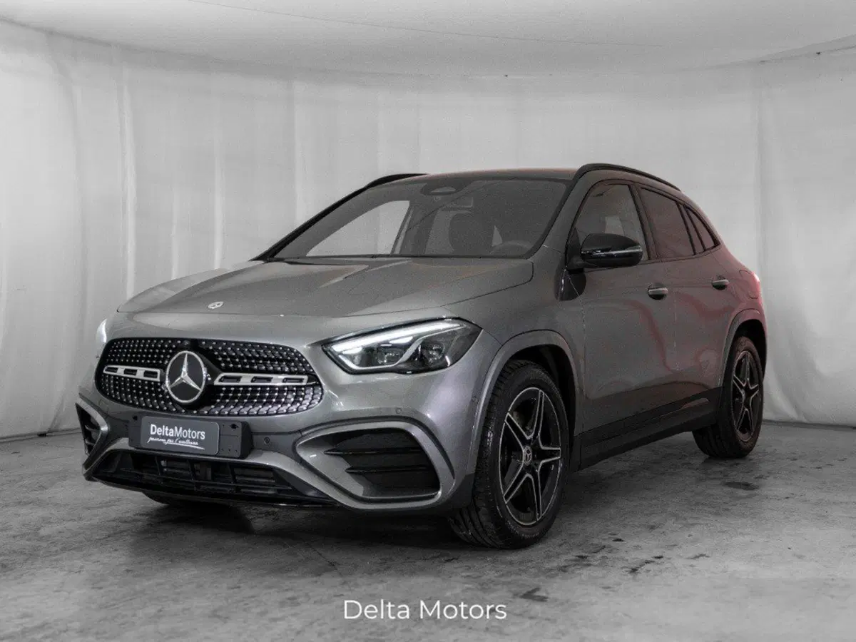 Mercedes-Benz GLA SUV nuova a Macerata