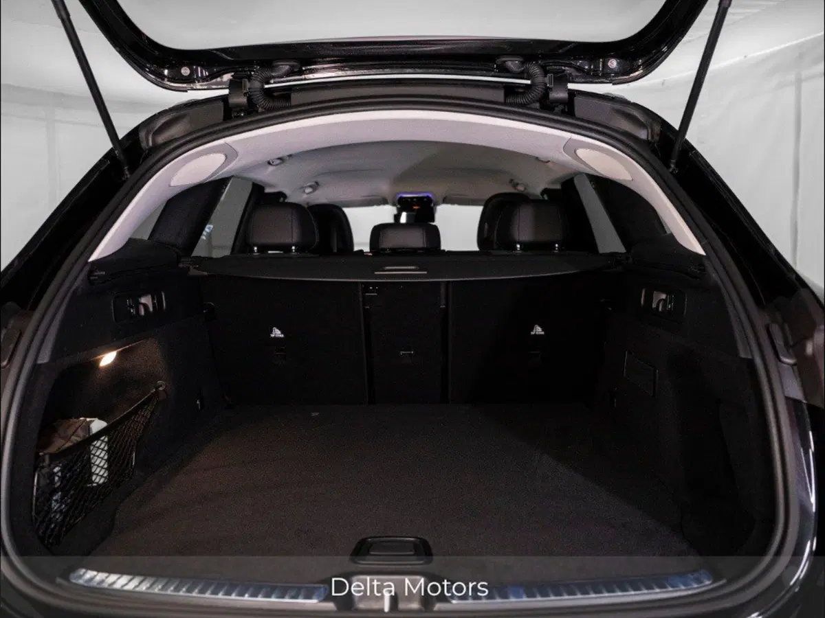Mercedes-Benz GLC SUV nuova a Macerata (9)