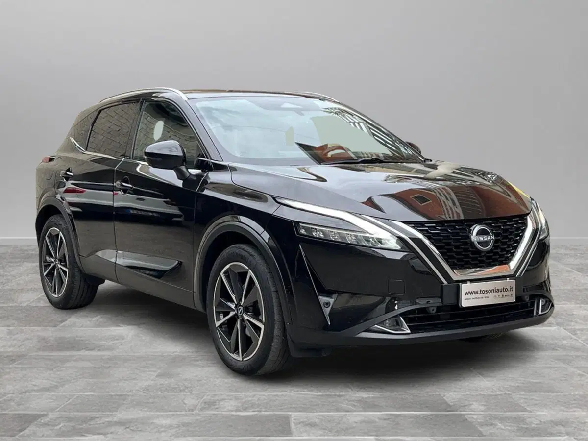 Nissan Qashqai usata a Siena (2)