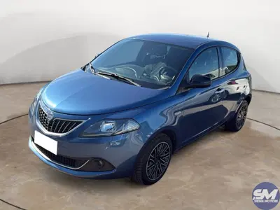 Lancia Ypsilon 1.0 FireFly 5 porte S&S Hybrid Gold Plus del 2021 usata a Barberino Val d'Elsa