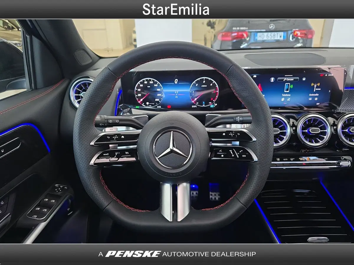 Mercedes-Benz GLB nuova a Ferrara (19)
