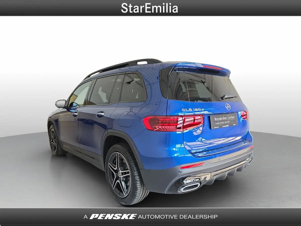 Mercedes-Benz GLB nuova a Ferrara (3)