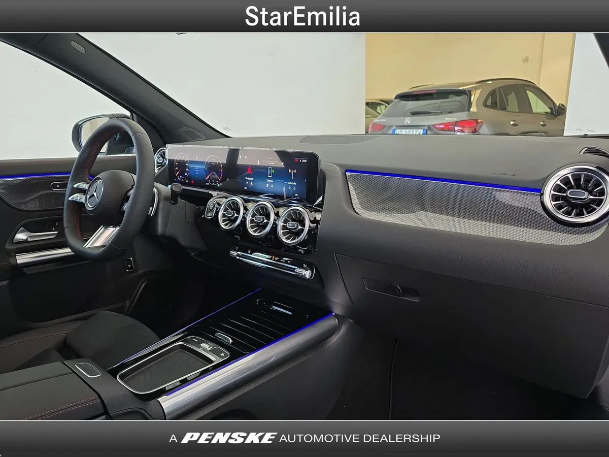 Mercedes-Benz GLA SUV nuova a Ferrara (16)
