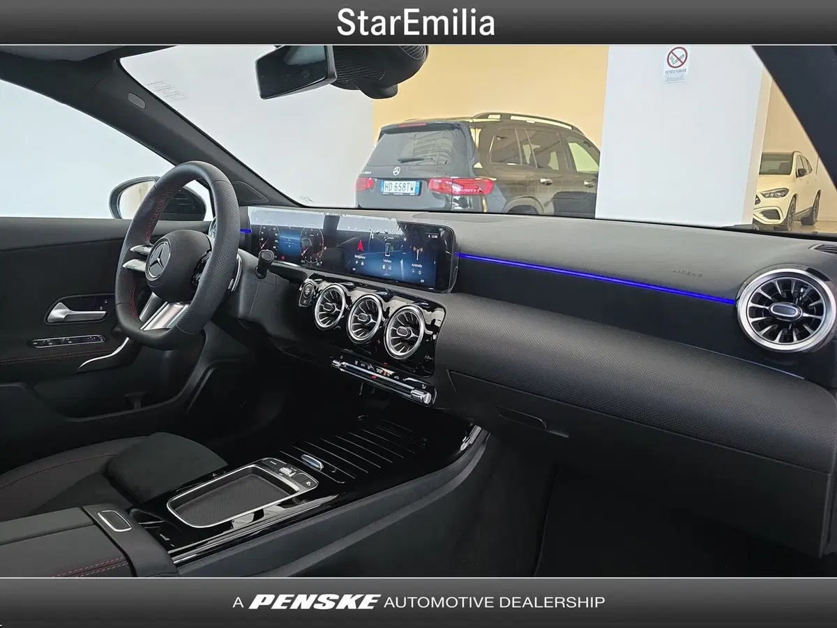 Mercedes-Benz Classe A nuova a Ferrara (16)
