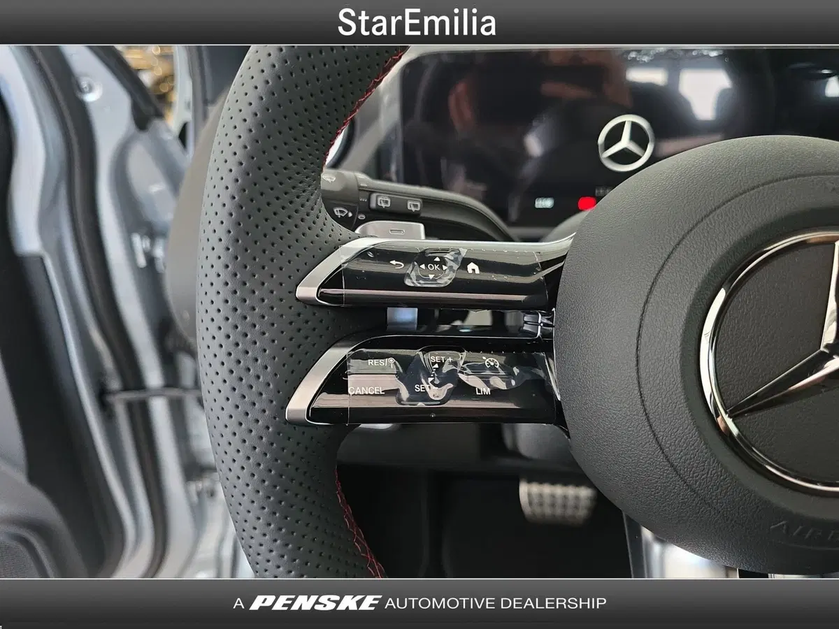 Mercedes-Benz GLA SUV nuova a Ferrara (20)