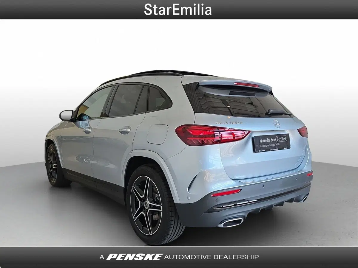 Mercedes-Benz GLA SUV nuova a Ferrara (3)