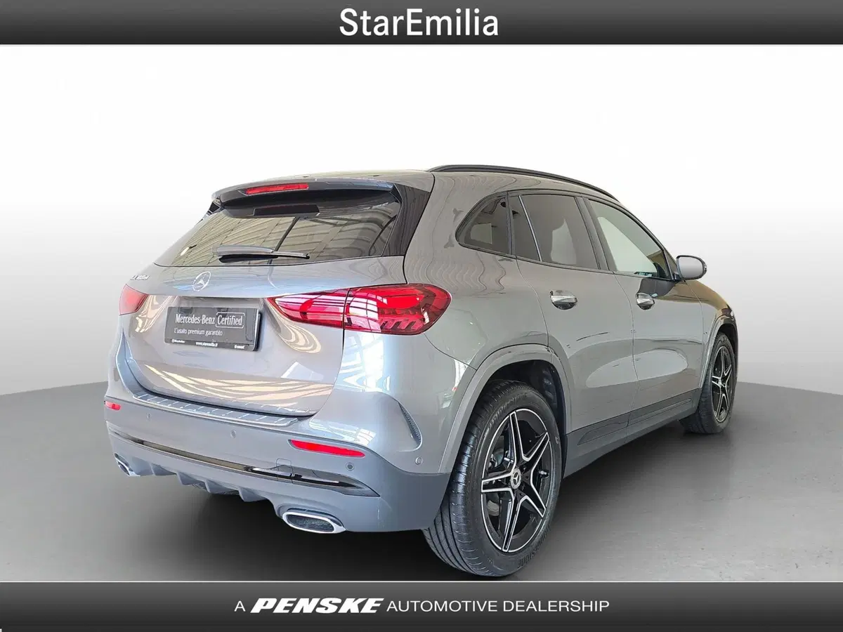 Mercedes-Benz GLA SUV nuova a Ferrara (5)