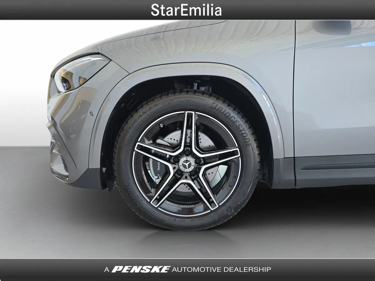 Mercedes-Benz GLA SUV nuova a Ferrara (8)
