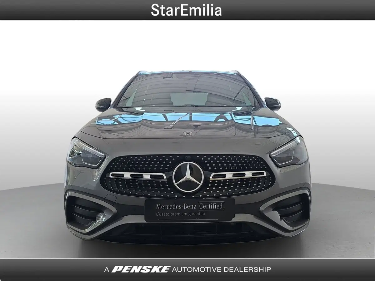 Mercedes-Benz GLA SUV nuova a Ferrara (7)