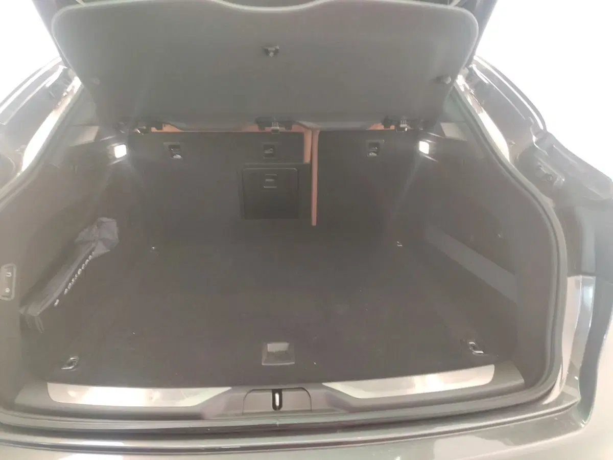 Maserati Levante usata a Avellino (12)