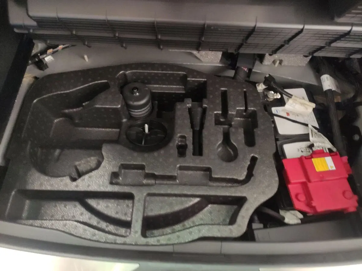 Maserati Levante usata a Avellino (13)