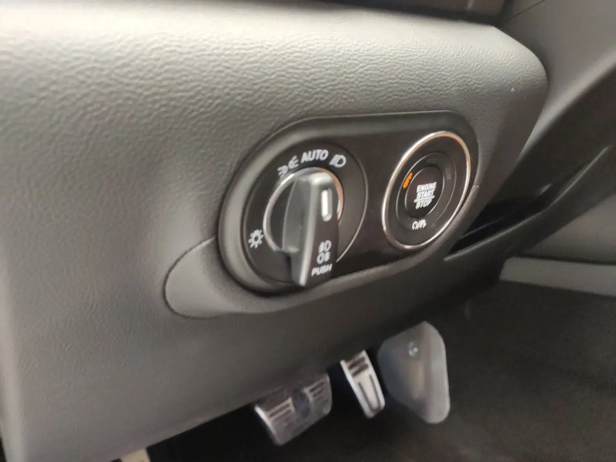 Maserati Levante usata a Avellino (20)
