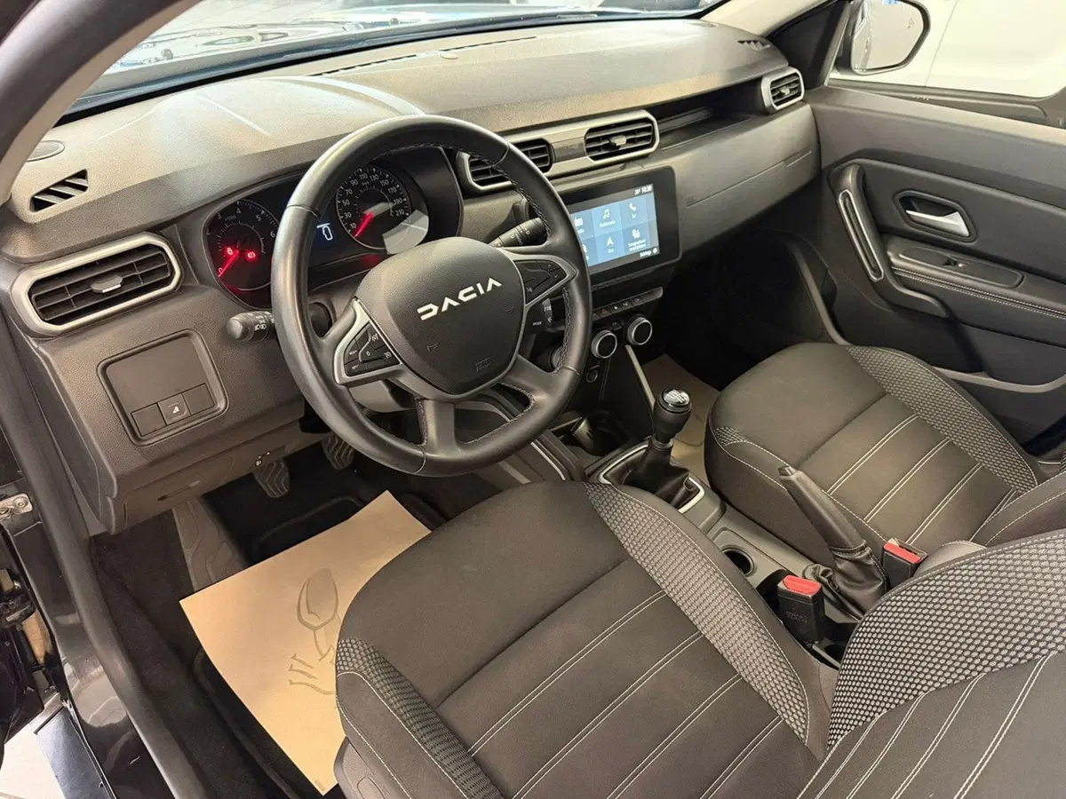 Dacia Duster usata a Brescia (13)