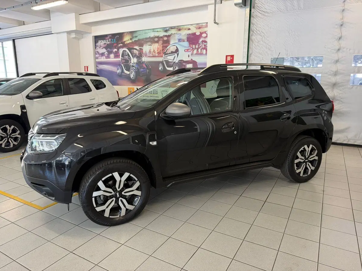 Dacia Duster usata a Brescia (9)