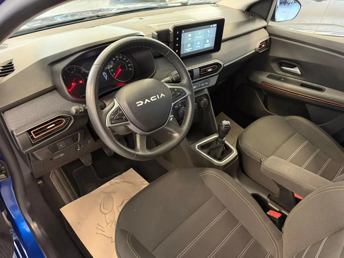 Dacia Sandero usata a Brescia (11)