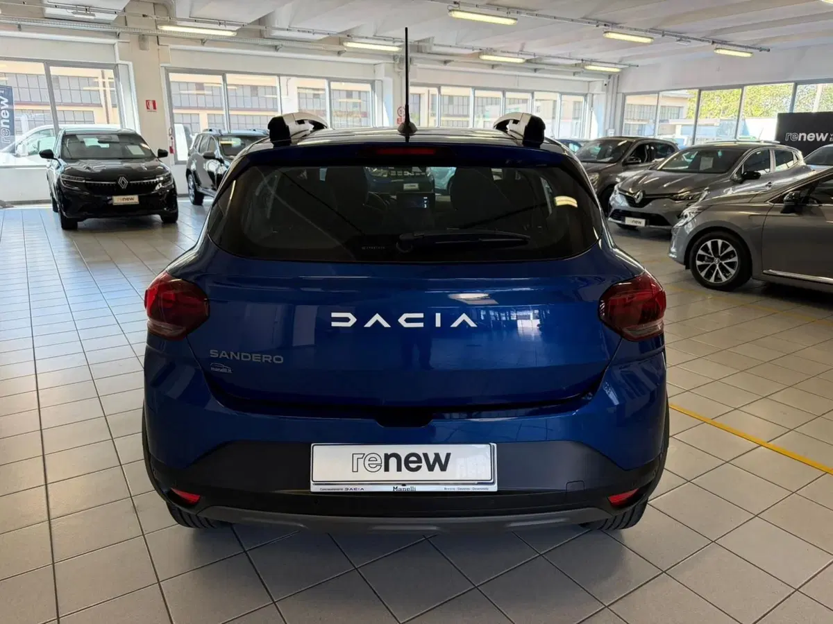 Dacia Sandero usata a Brescia (7)