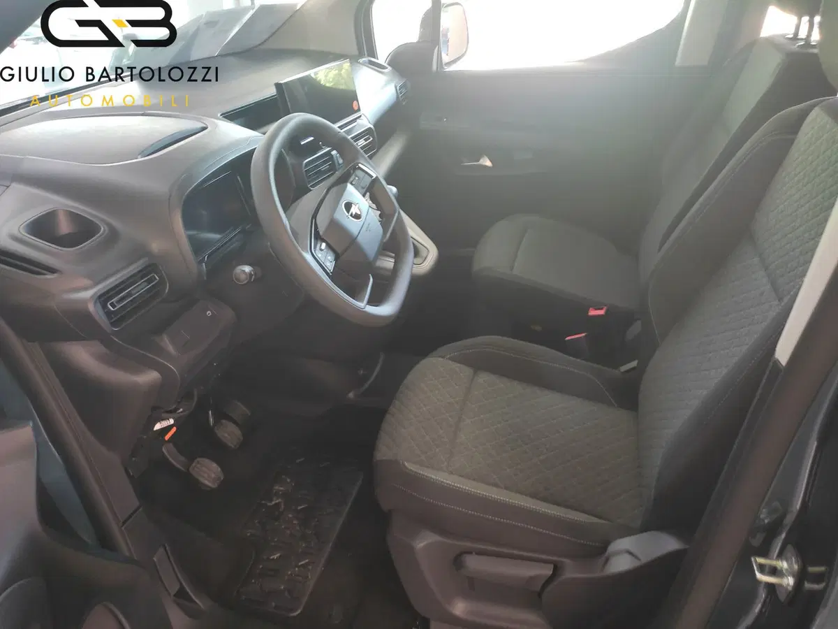 Opel Combo nuova a Prato (4)