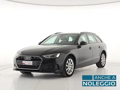 Audi A4 Avant 30 2.0 tdi mhev Business Advanced 136cv s-tronic del 2023 usata a Alessandria