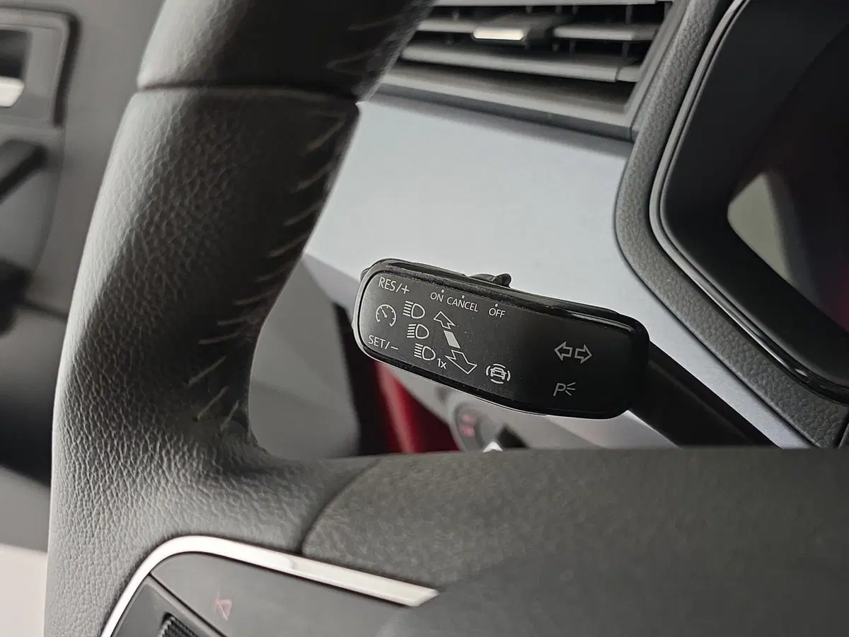 SEAT Arona usata a Asti (15)
