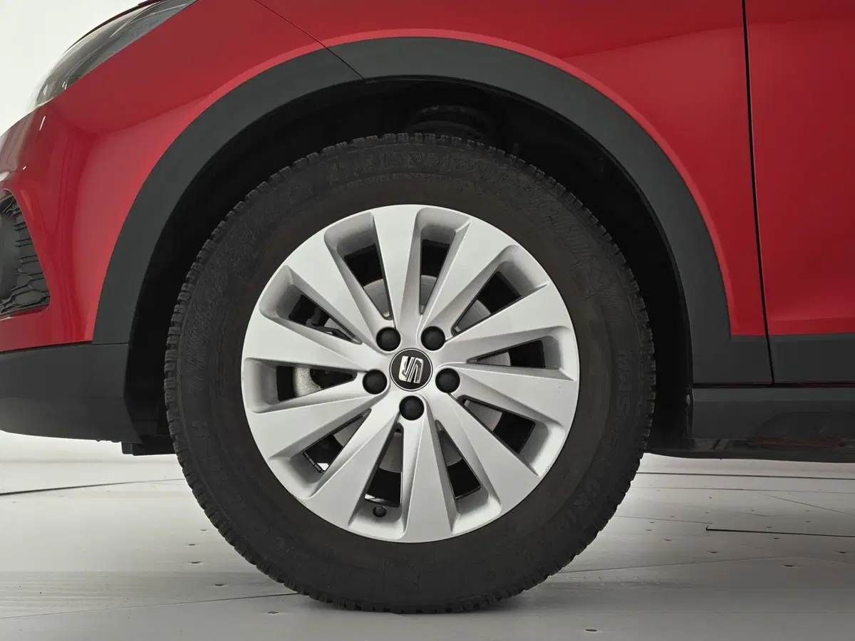 SEAT Arona usata a Asti (7)