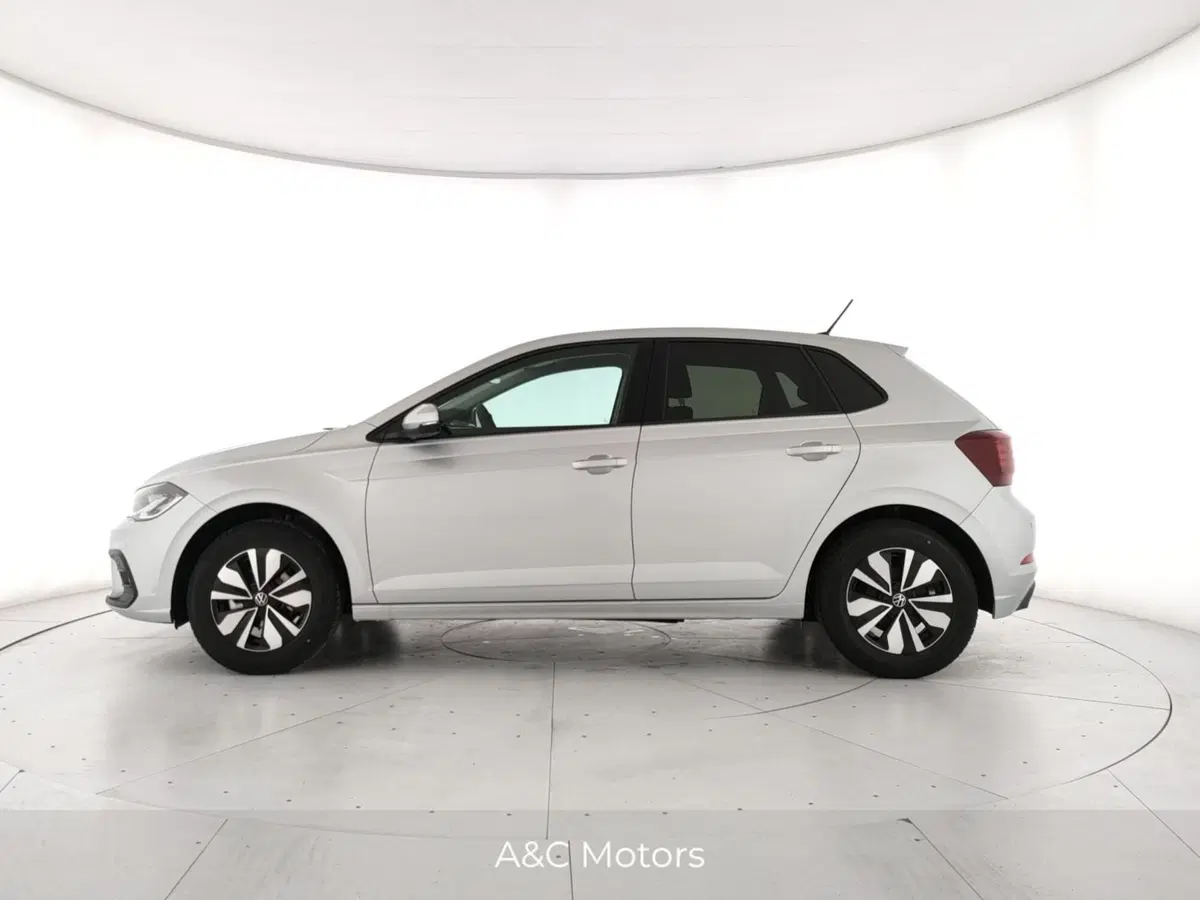 Volkswagen Polo nuova a Napoli (2)
