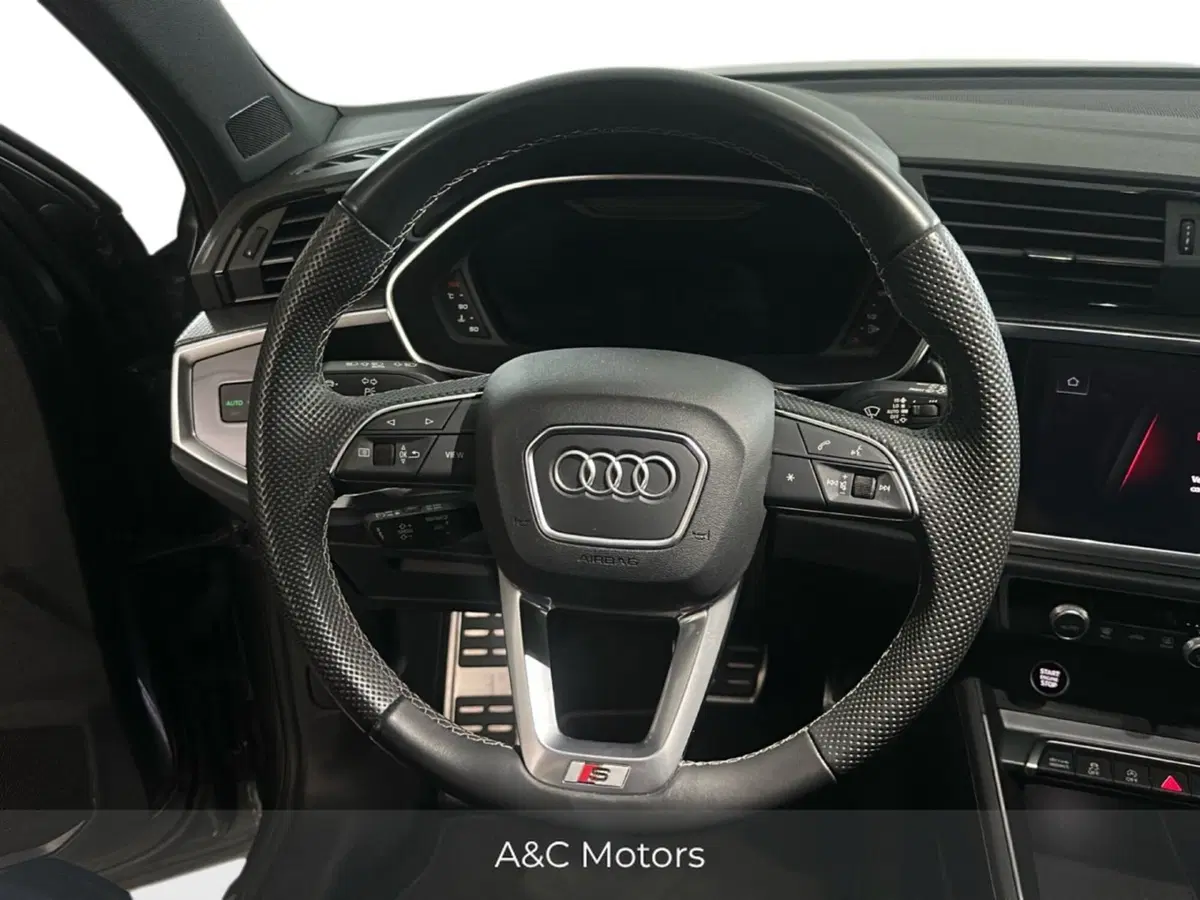Audi Q3 Sportback usata a Napoli (11)