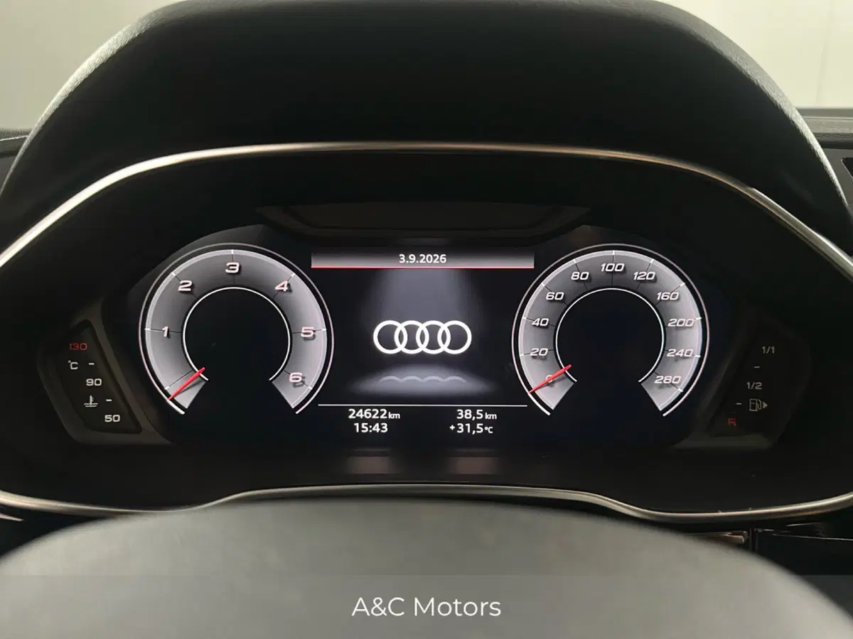 Audi Q3 Sportback usata a Napoli (12)