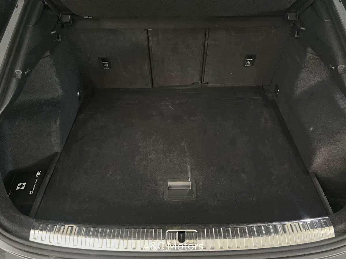 Audi Q3 Sportback usata a Napoli (17)