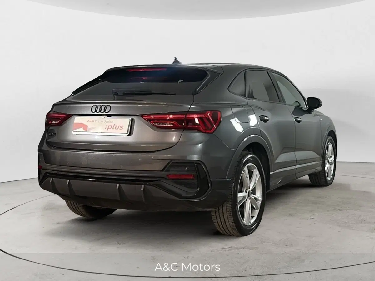 Audi Q3 Sportback usata a Napoli (4)