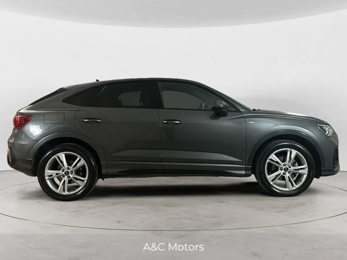 Audi Q3 Sportback usata a Napoli (5)