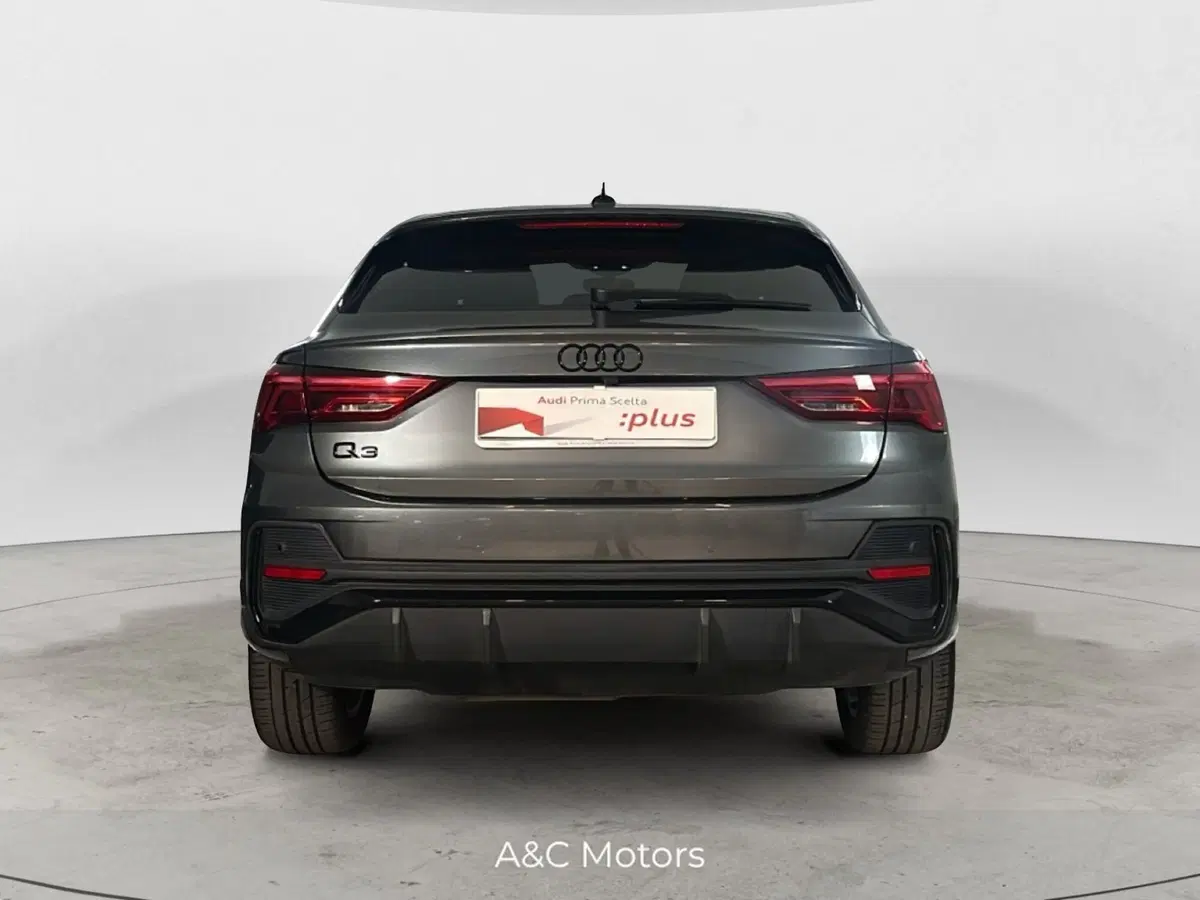 Audi Q3 Sportback usata a Napoli (6)