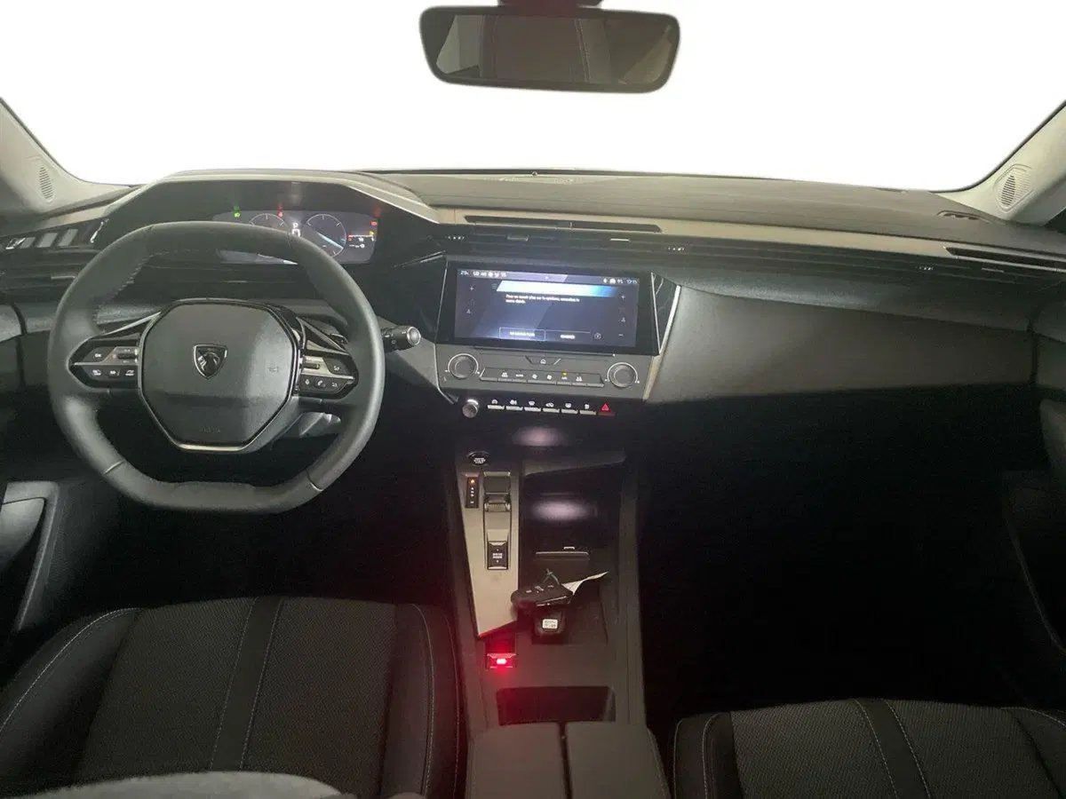 Peugeot 308 SW nuova a Salerno (11)