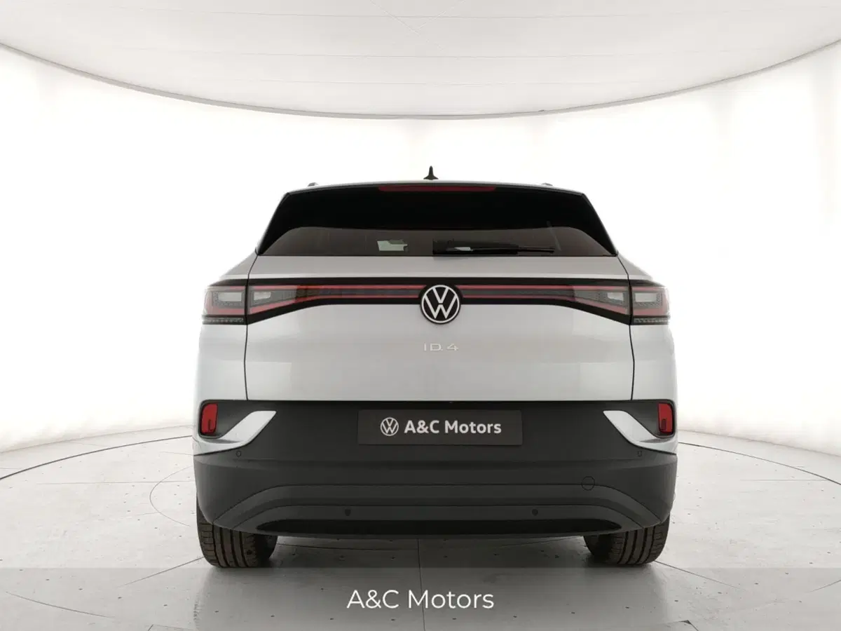 Volkswagen ID.4 nuova a Napoli (4)