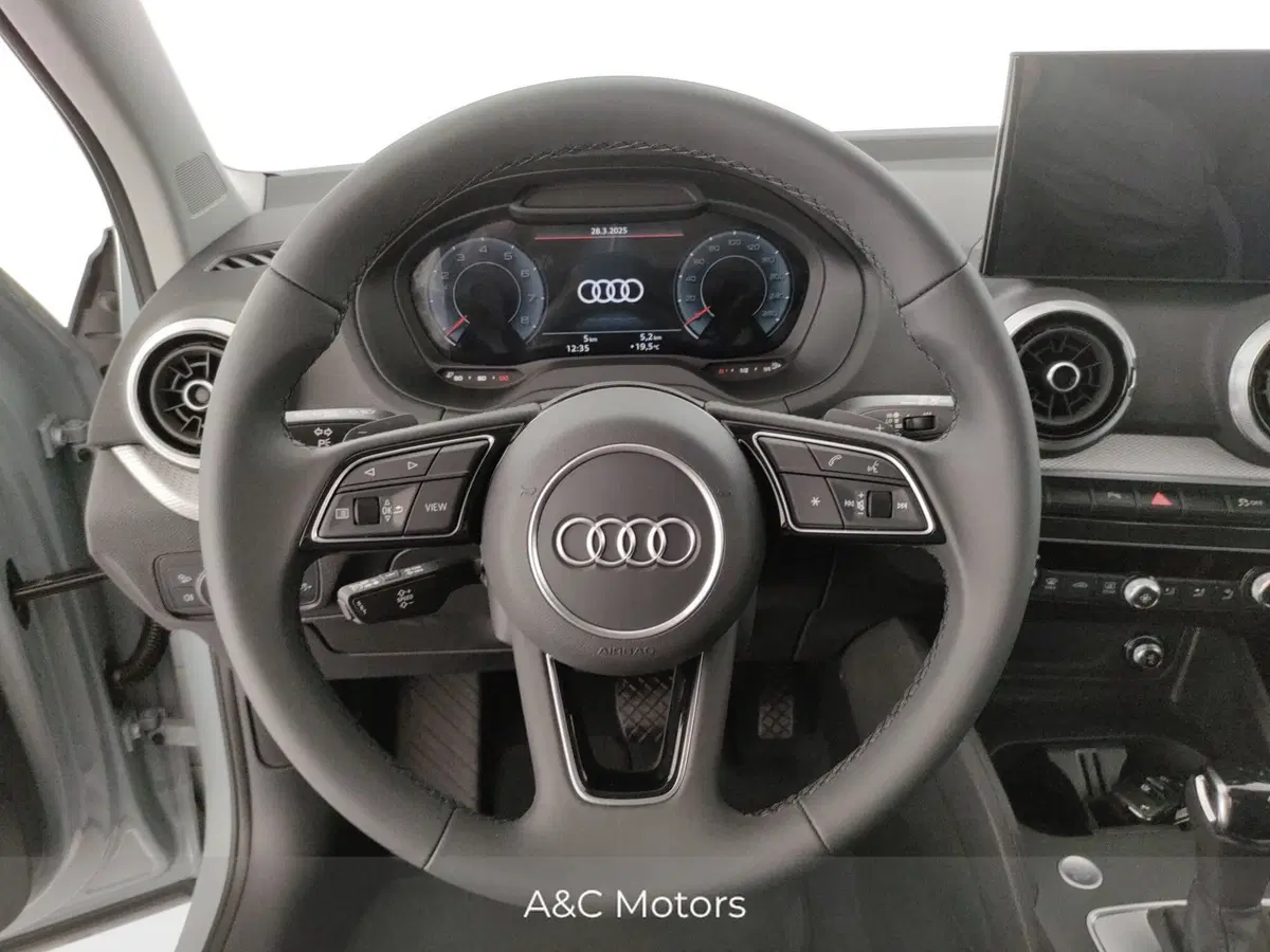 Audi Q2 nuova a Napoli (11)