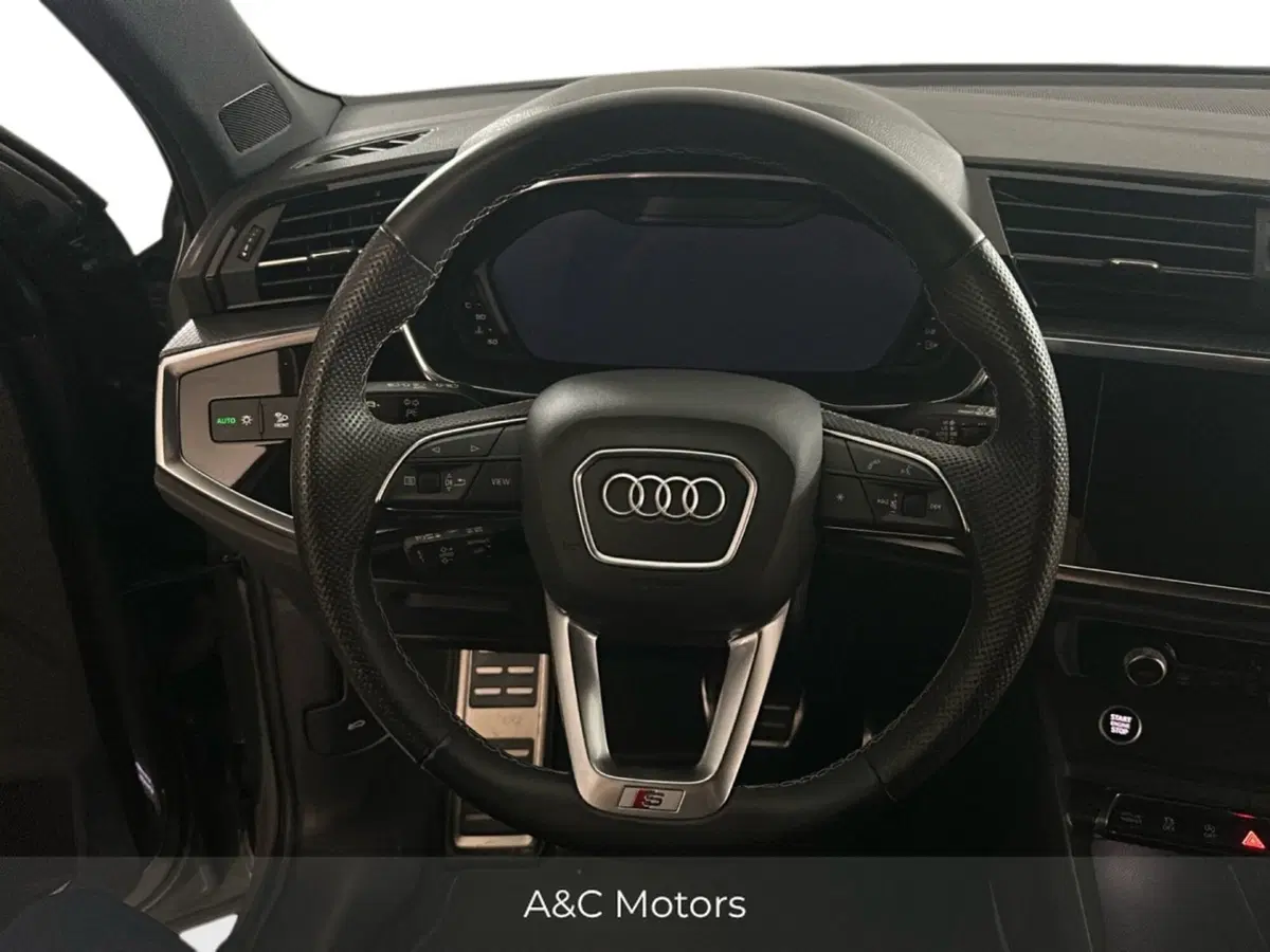 Audi Q3 Sportback usata a Napoli (10)
