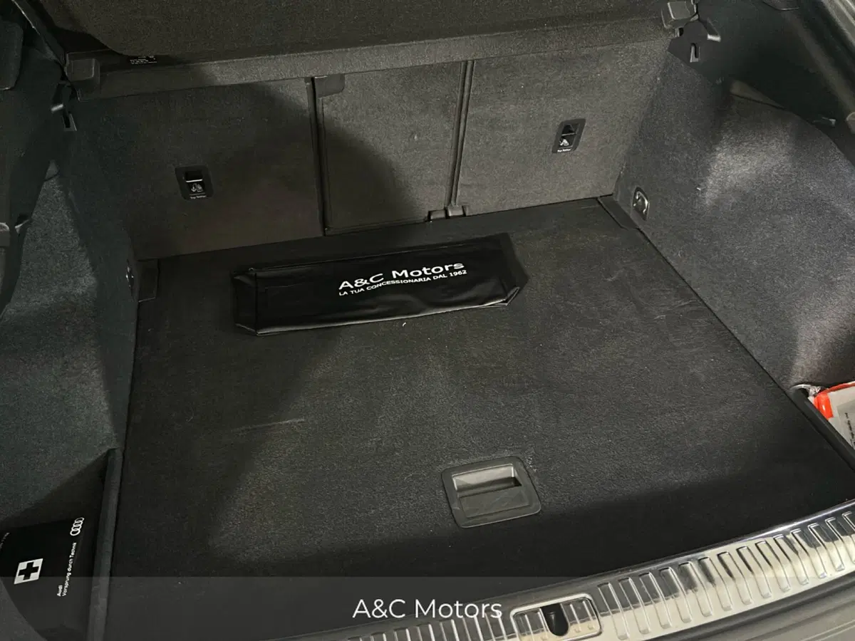 Audi Q3 Sportback usata a Napoli (17)