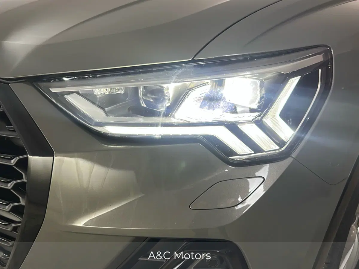 Audi Q3 Sportback usata a Napoli (19)