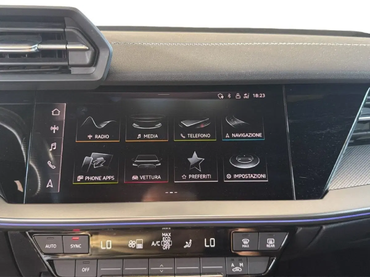 Audi A3 Sportback usata a Napoli (11)