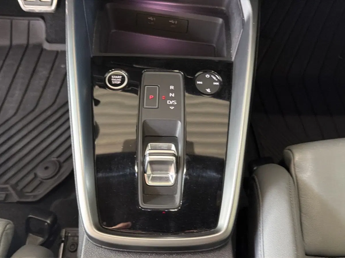 Audi A3 Sportback usata a Napoli (15)
