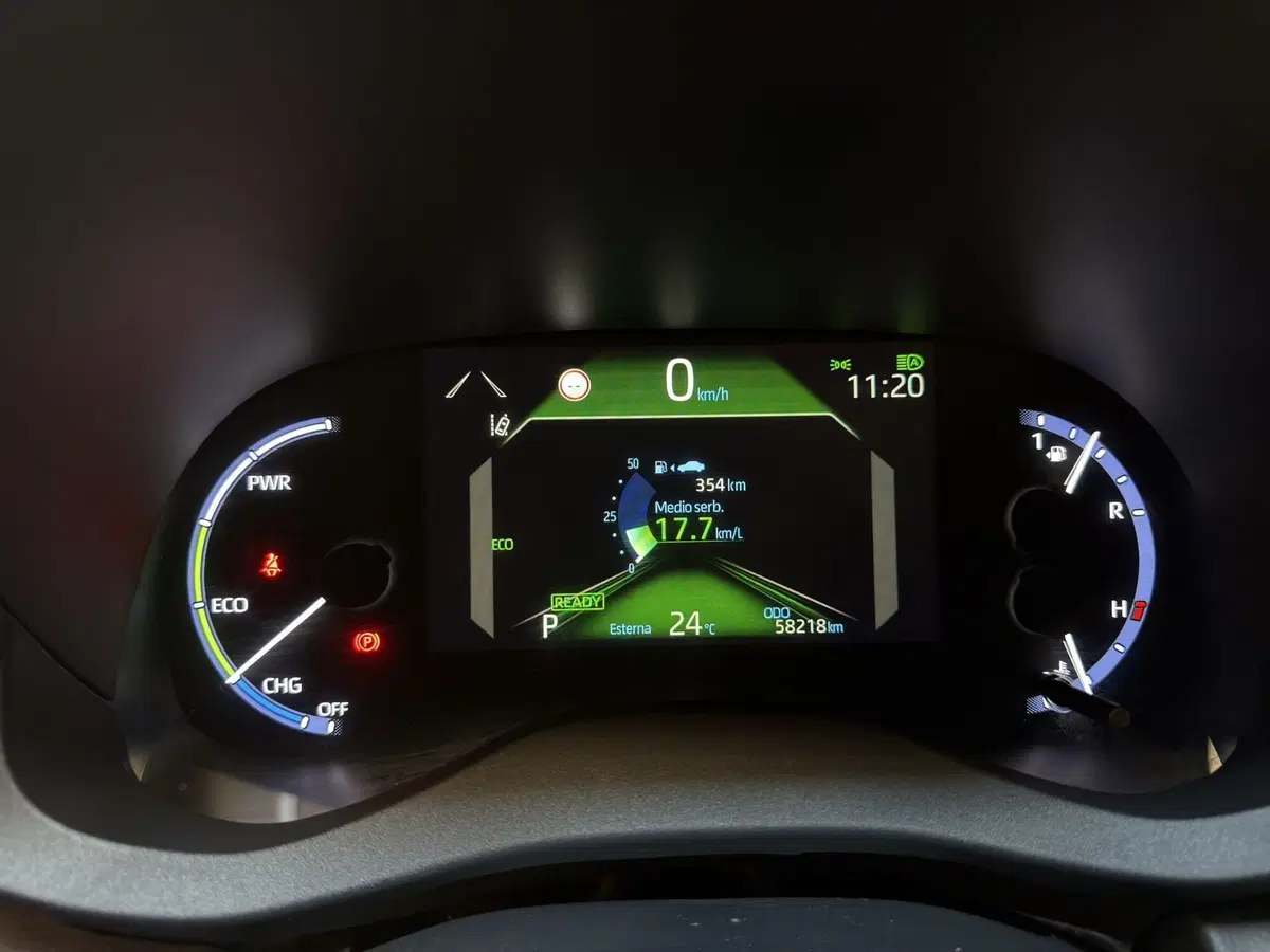 Toyota Yaris Cross usata a Milano (11)