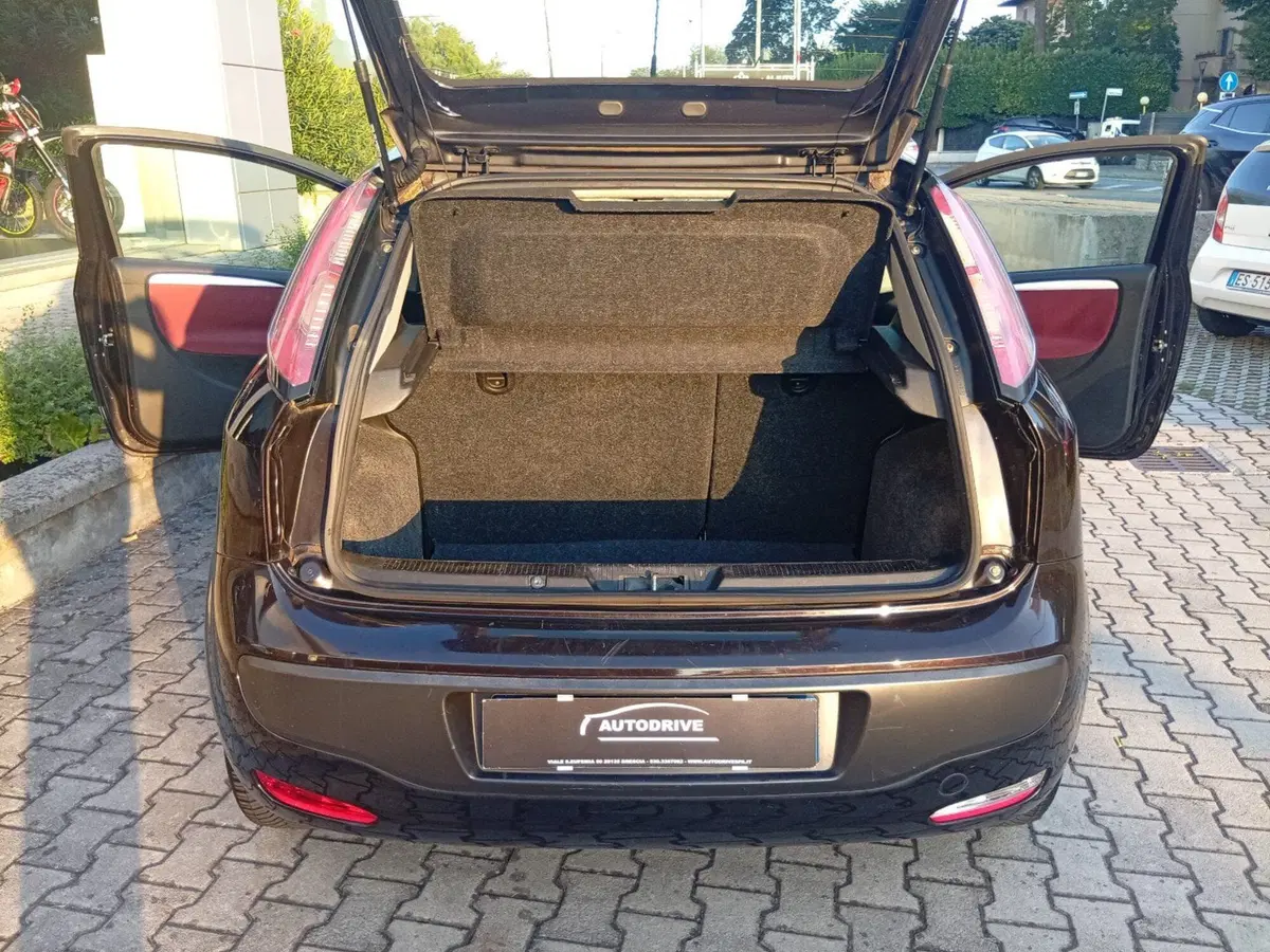 Fiat Grande Punto usata a Brescia (12)