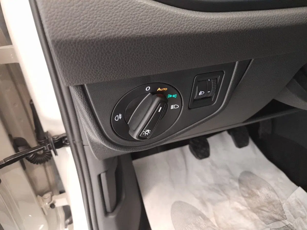 Volkswagen Polo nuova a Bologna (7)